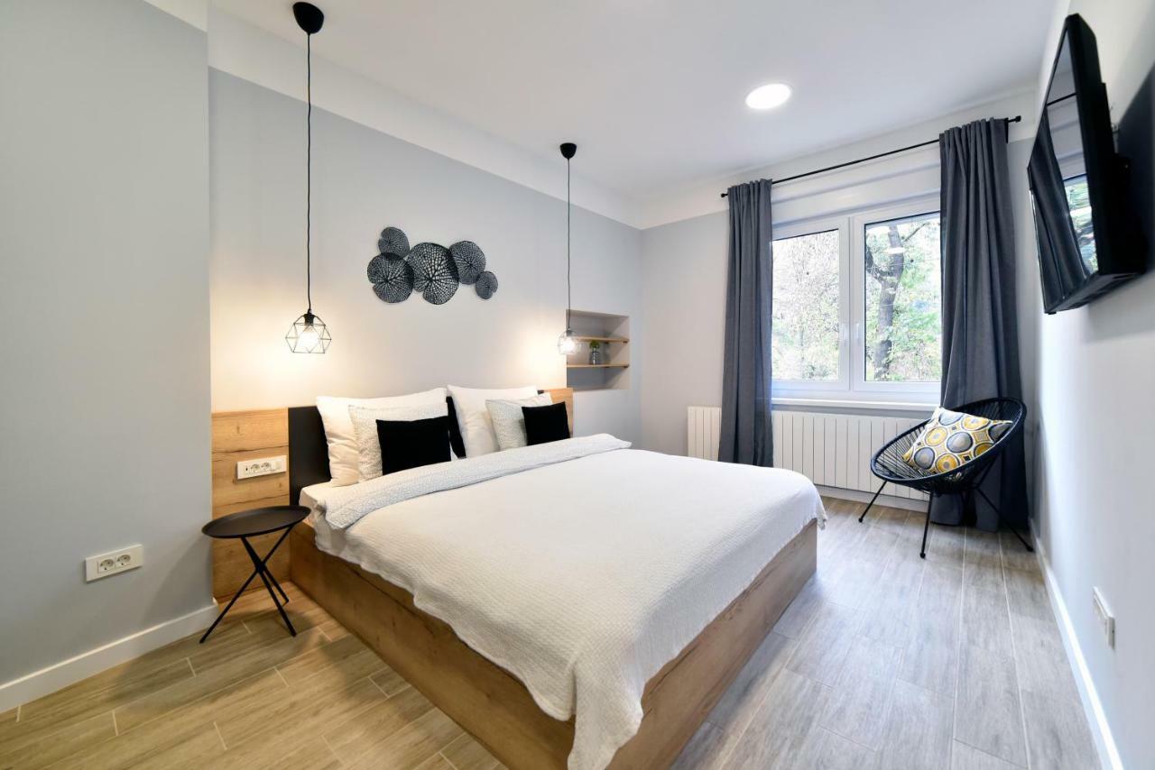 Fishnjak Apartments Zagreb Bagian luar foto