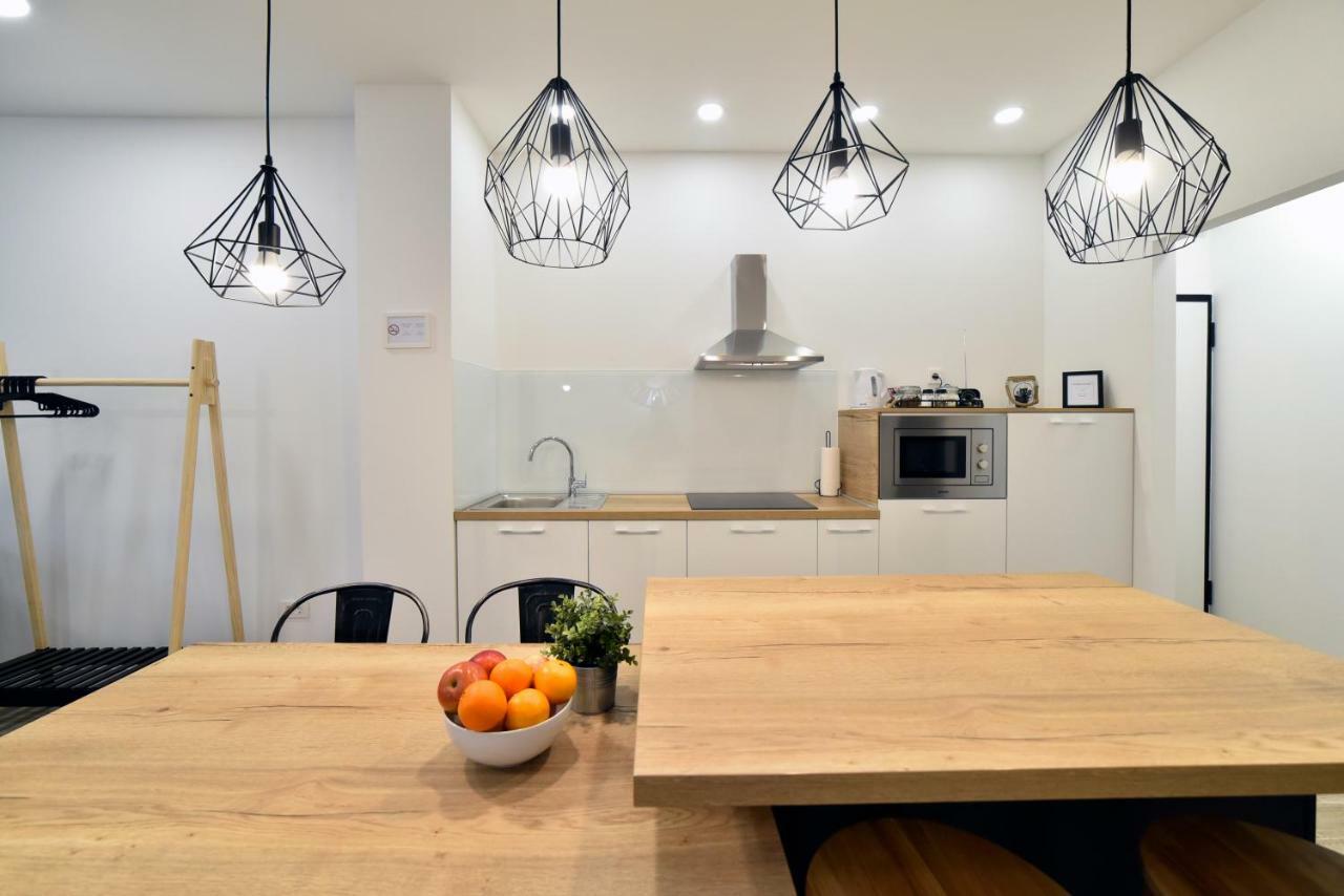 Fishnjak Apartments Zagreb Bagian luar foto