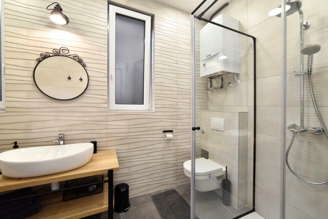 Fishnjak Apartments Zagreb Bagian luar foto