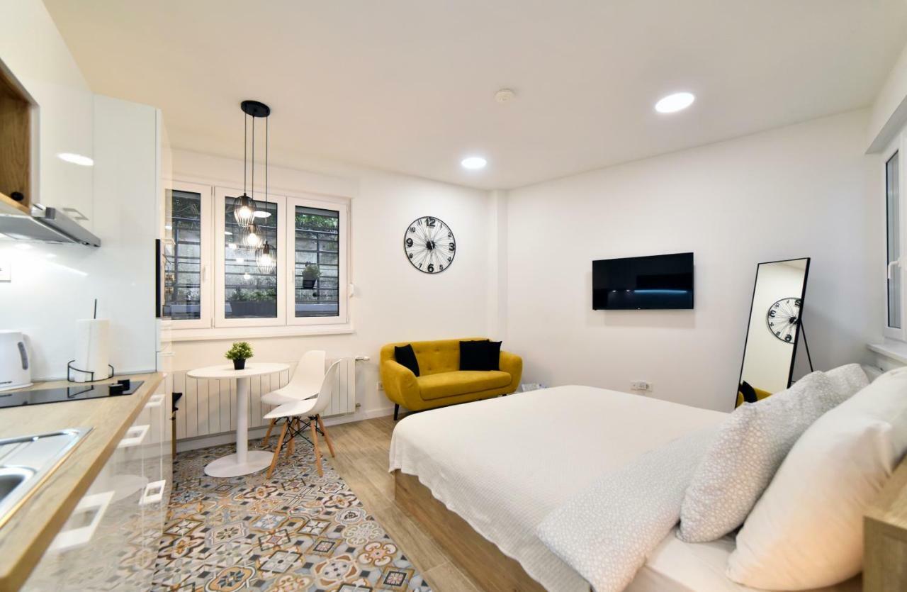 Fishnjak Apartments Zagreb Bagian luar foto