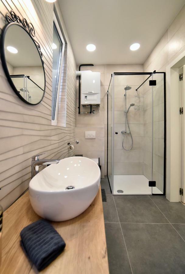 Fishnjak Apartments Zagreb Bagian luar foto